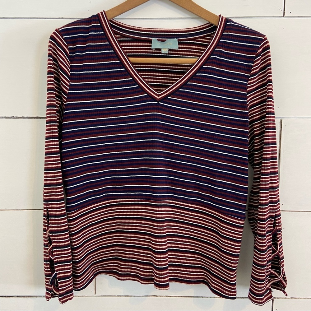 Skies Are Blue Striped 3/4 Bell Sleeve Top.  Size Large. EUC